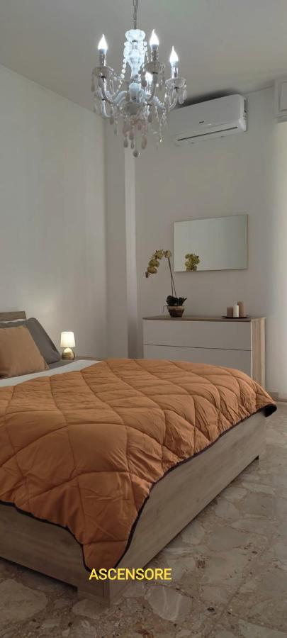Appartamento Delizioso Con Terrazzo In Centro-Delicious Apartment With Terrace Sanremo Exterior foto
